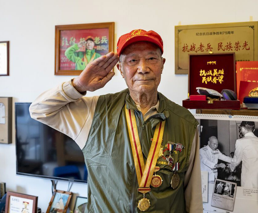 詩箋凝鹽霜：九旬抗戰(zhàn)老兵與久大鹽業(yè)的溫情對話